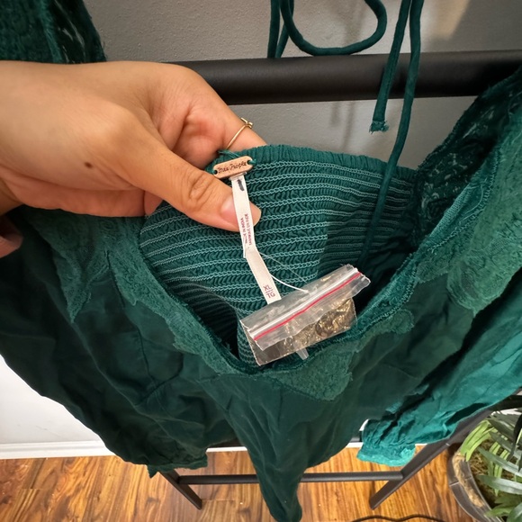 Free People NWOT Janelle Lace Long Sleeve Top - Balsam / Emerald XL - Picture 4 of 5